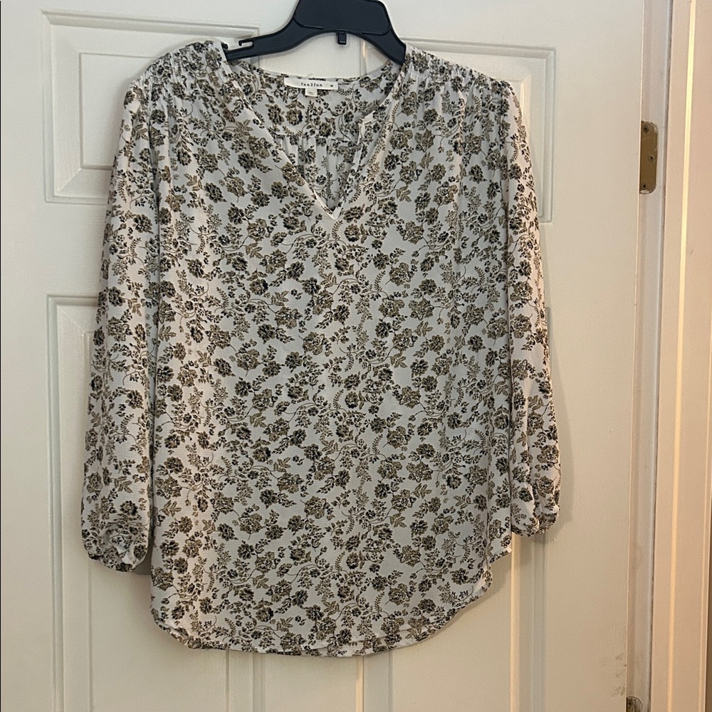 fun 2 fun Cream Floral V-Neck Blouse with Olive Print